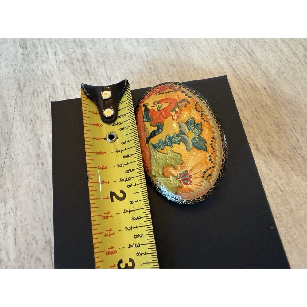 Vintage Mstyora Russian Lacquer Brooch Signed Golubyov Danila Craftsman Flower - Picture 6 of 10